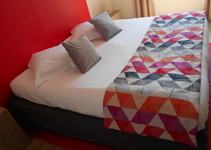 Stanley By Happyculture Hotel